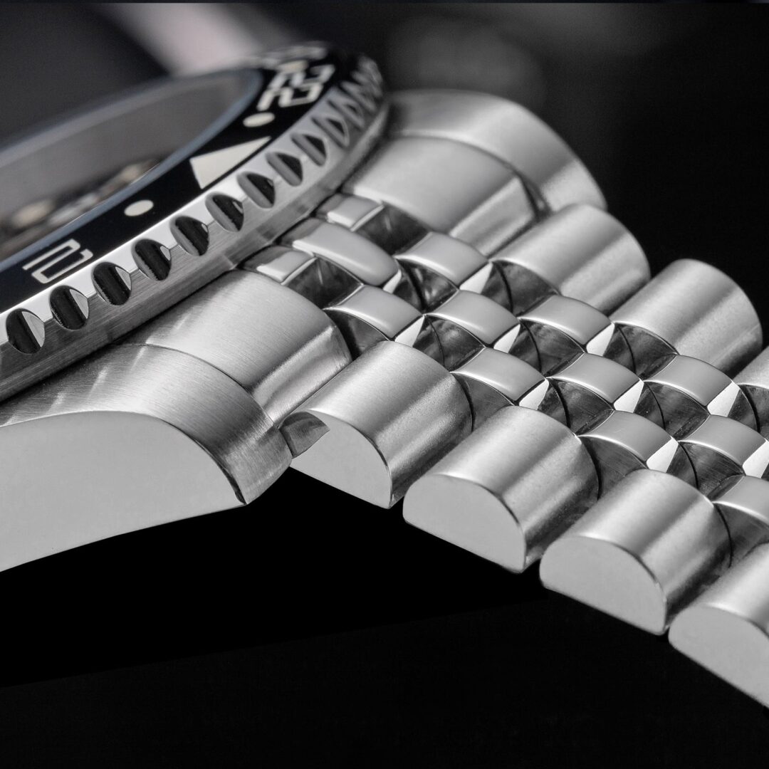 ADDIESDIVE Water Ghost Luxury Dive Watch GMT Quartz Watch AD2050-with Calendar - Image 16