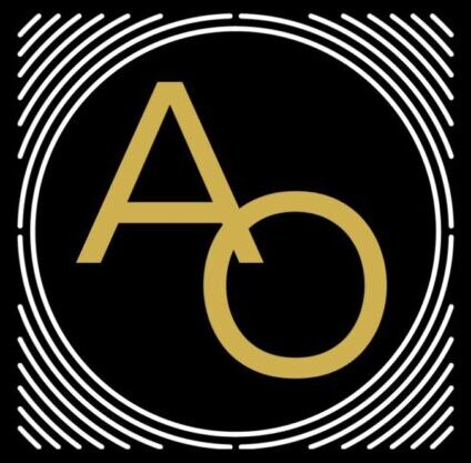 Lifestyle photo featuring luxury watches with a promotional discount badge – Aurova Offer.